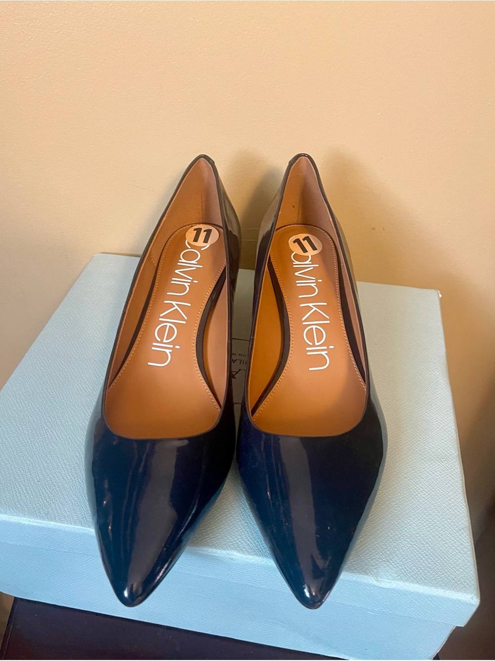 Calvin Klein Women's Navy Patent Pointed Pumps